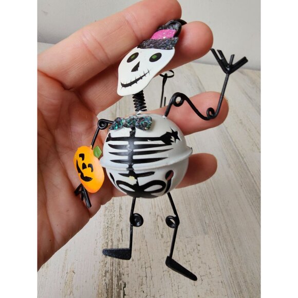 Spring metal skeleton hanging Halloween pumpkin unique tree - Picture 3 of 7